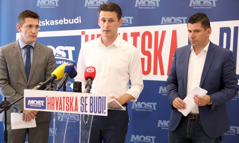 Božo Petrov, Nikola Grmoja i Vladimir Troskot