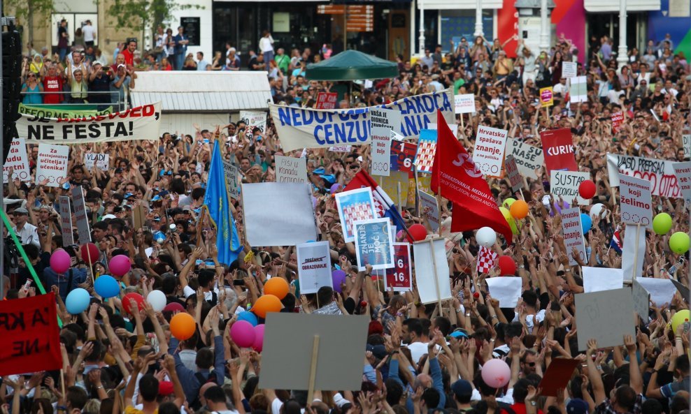Prosvjed 'Hrvatska može bolje' održan je 1. lipnja 2016.