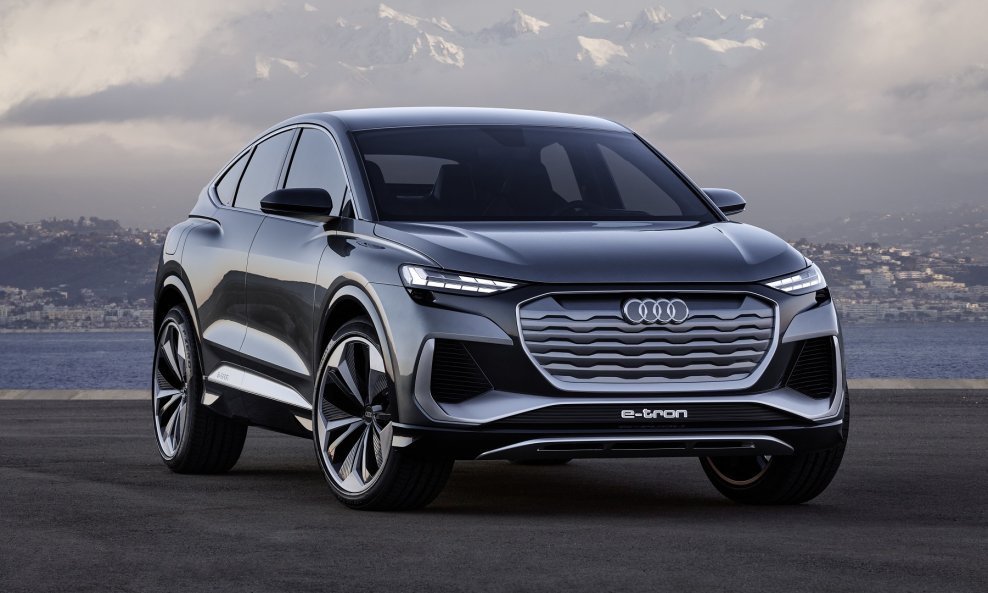 Audi Q4 Sportback e-tron concept je brat prošle godine predstavljenog Aui Q4 e-tron concepta