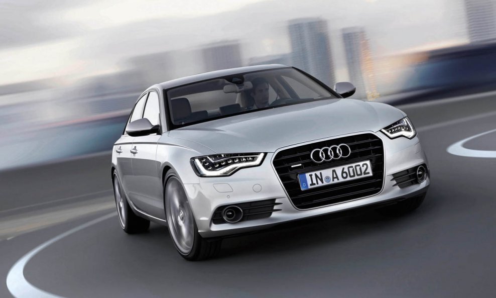 27-2012-audi-a6