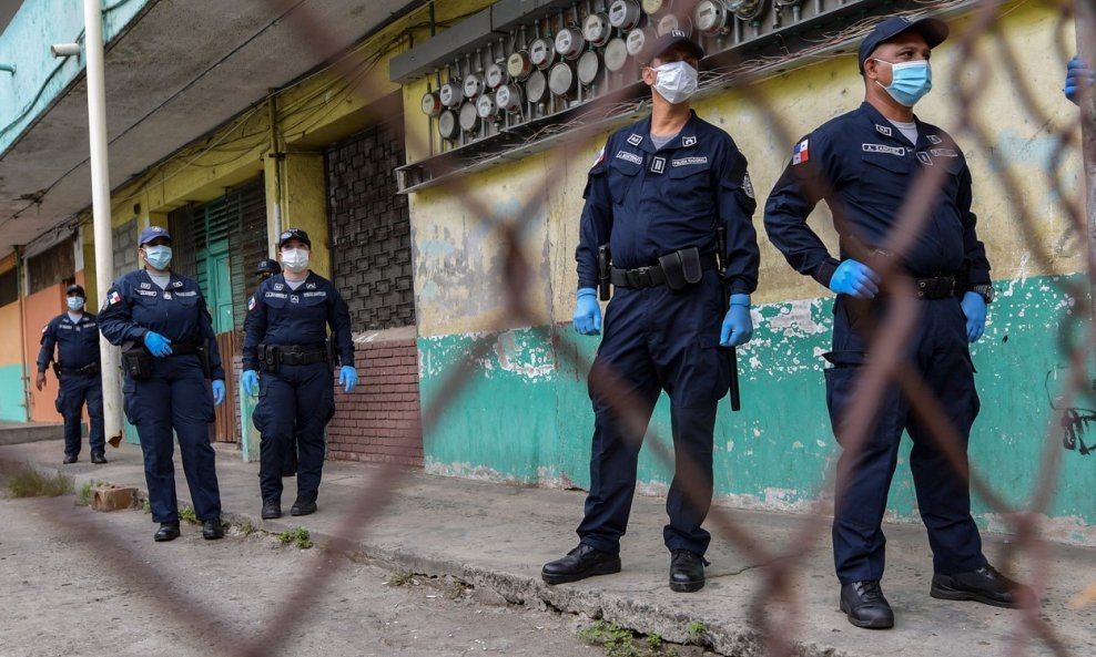 Panama, policija