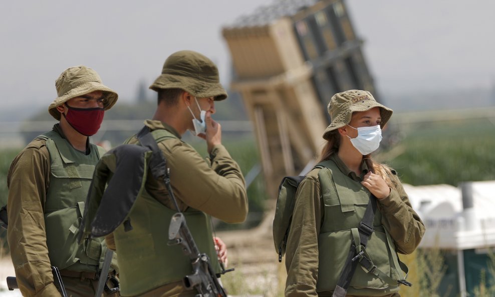 Izraelski vojnici na granici s Libanonom