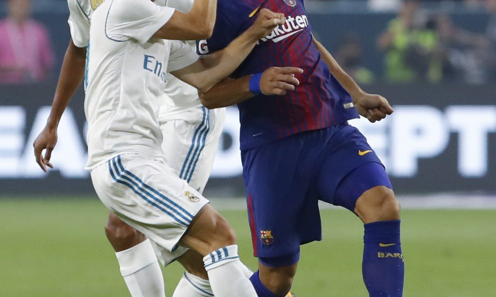 Luka Modrić i Luis Suarez