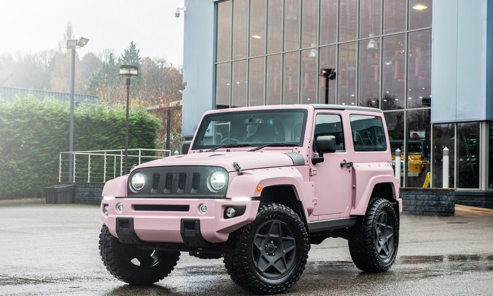 Ako niste modno osvješteni onda ovaj Jeep Wrangler Chelsea Truck Co. Black Hawk Expedition i nije za vas