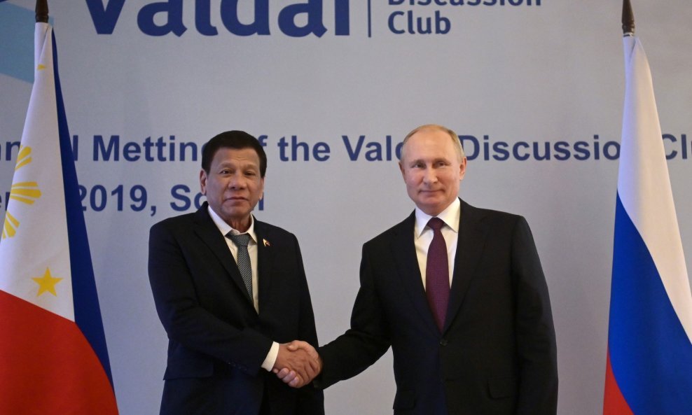 Rodrigo Duterte i Vladimir Putin