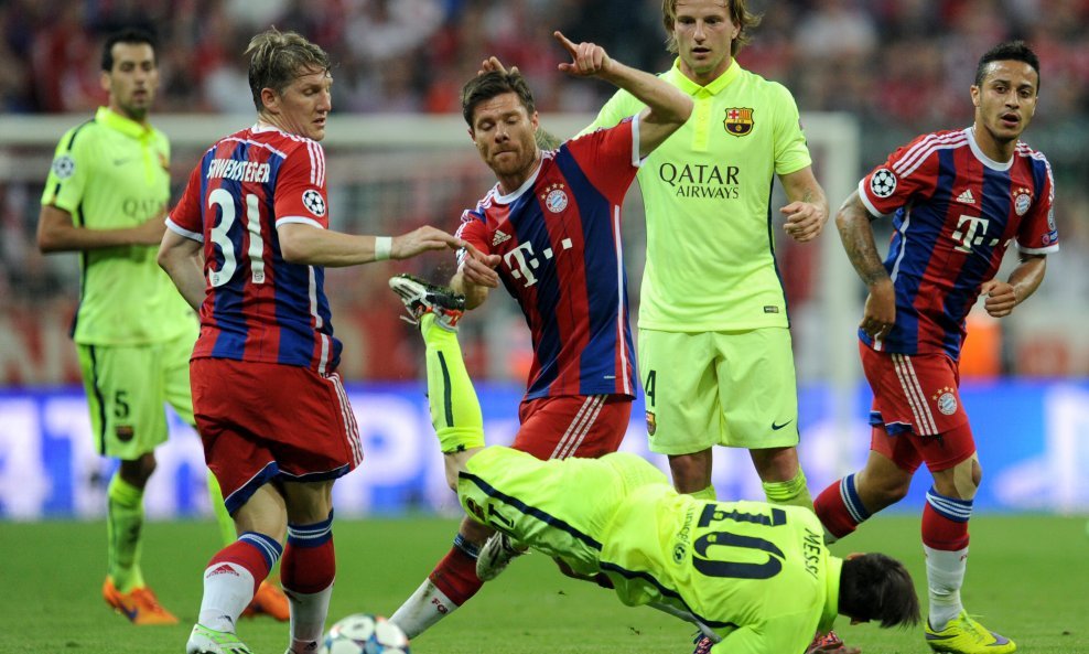 Okršaj Barce i Bayerna iz 2015. - Schweinsteiger, Alonso, Alcantara, Messi i Rakitić