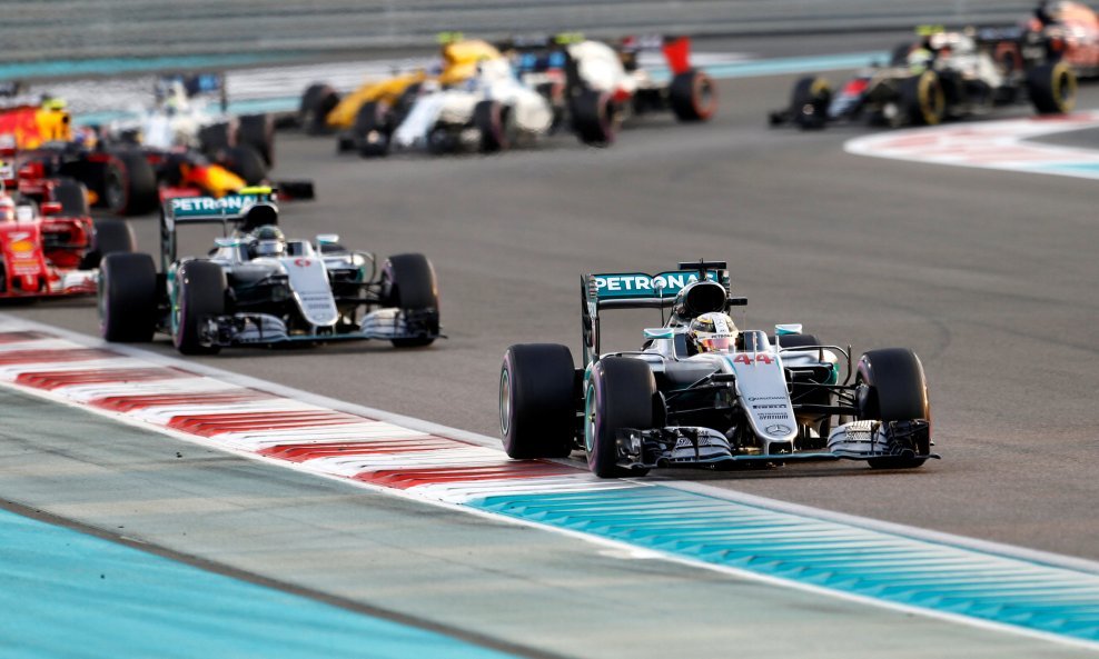 Hamilton ispred Rosberga