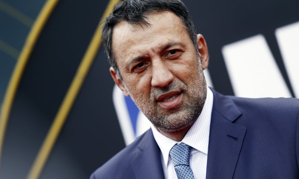 Vlade Divac