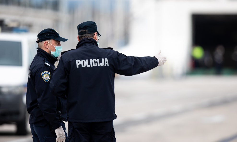 Policija u Splitu - ilustracija