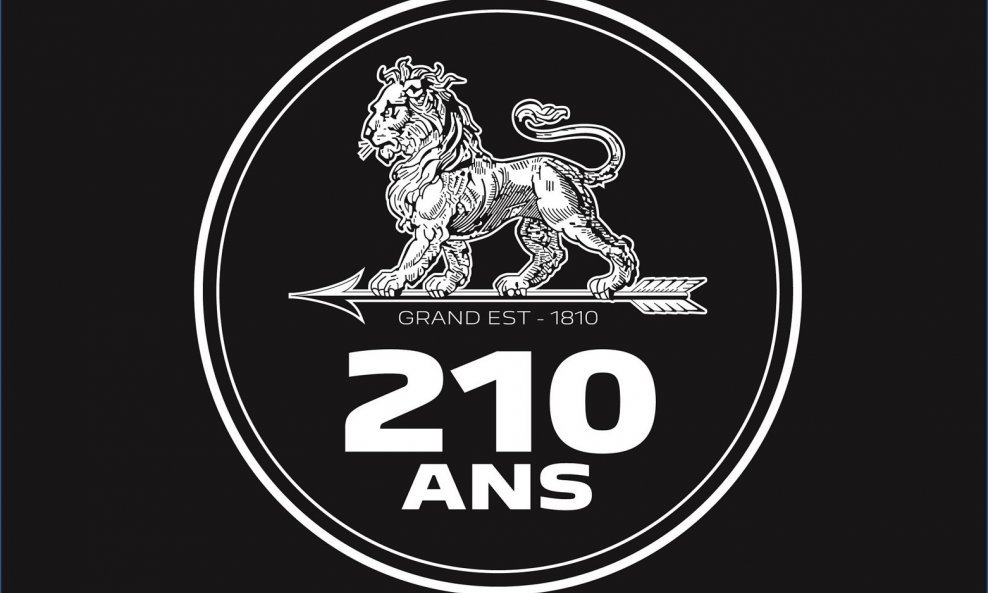 Prigodni logo Peugeot za 210 godina postojanja
