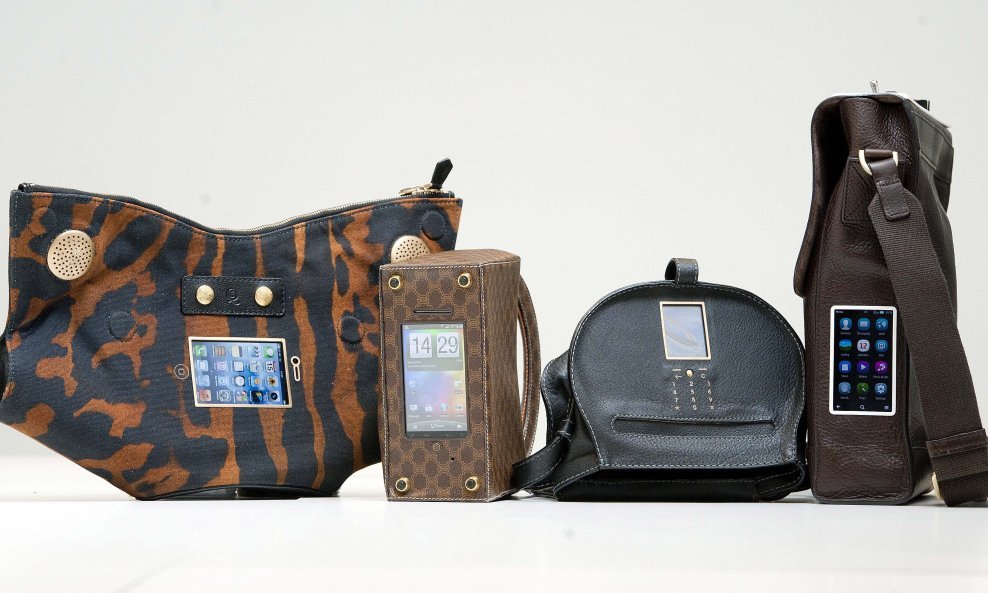 The bags that talk torbice mobiteli