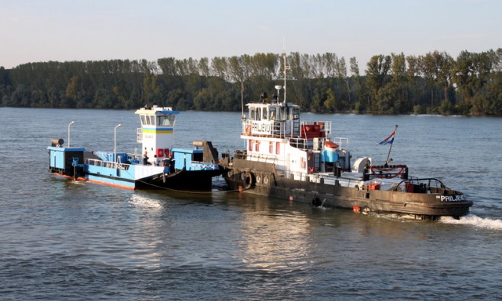 Vukovar trajekt Dunav