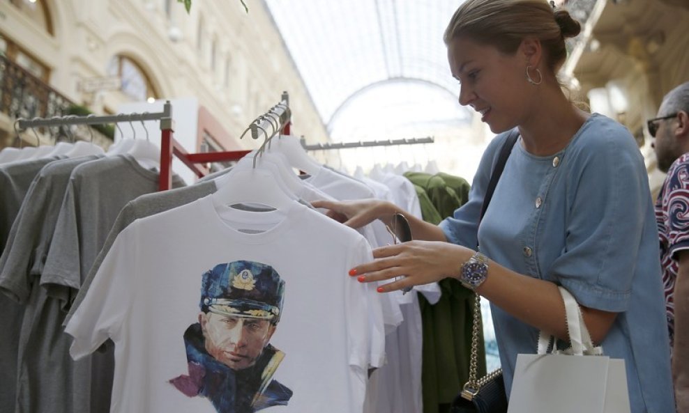 Majice s likom Putina (3)