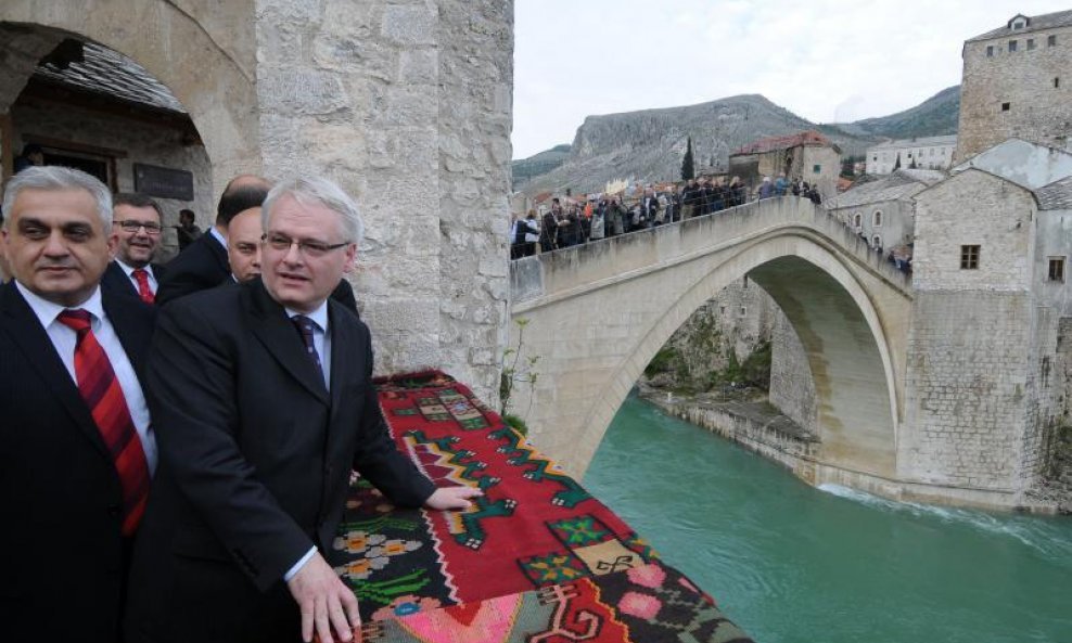 iVO Josipović mostar