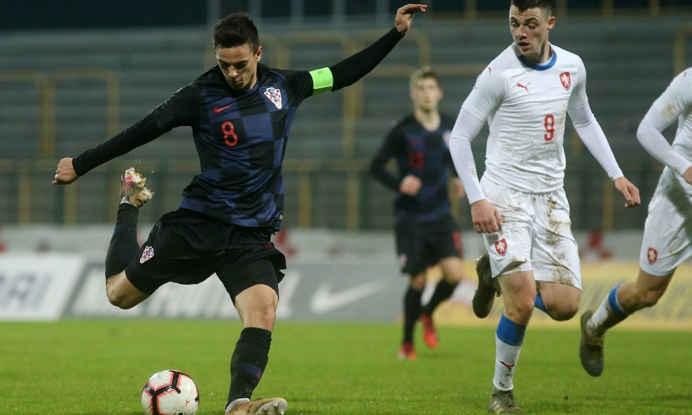 Nikola Moro (lijevo) vs Dominik Janošek