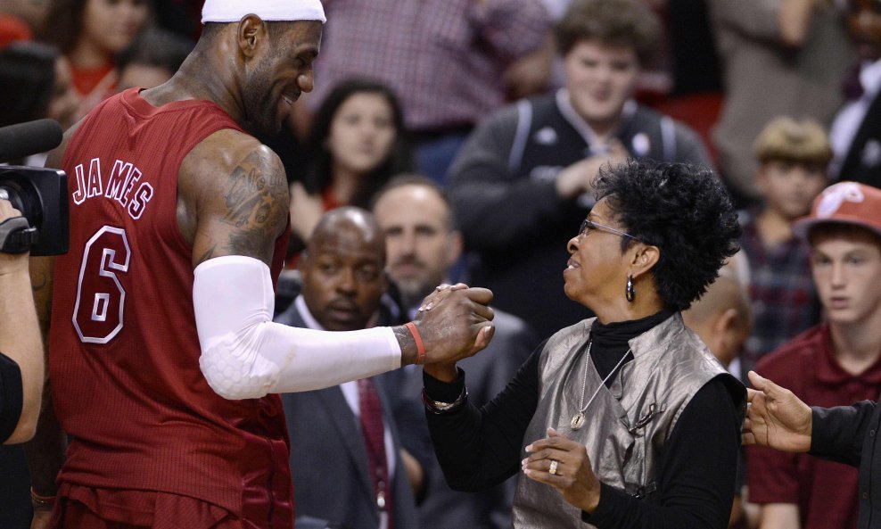 LeBron James i Gladys Knight