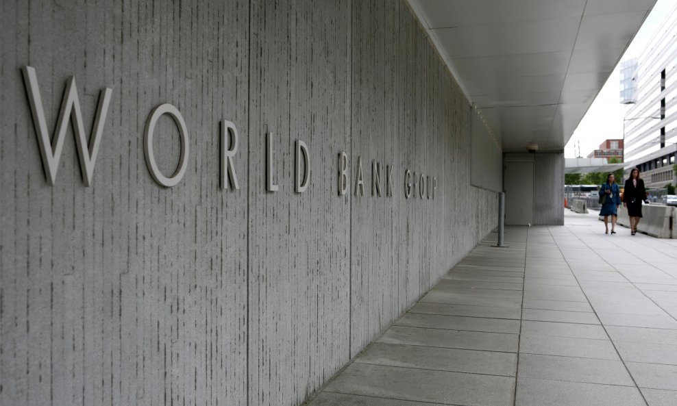 Svjetska banka zadržala je ranije procjene rasta za 2018. i 2019. godinu