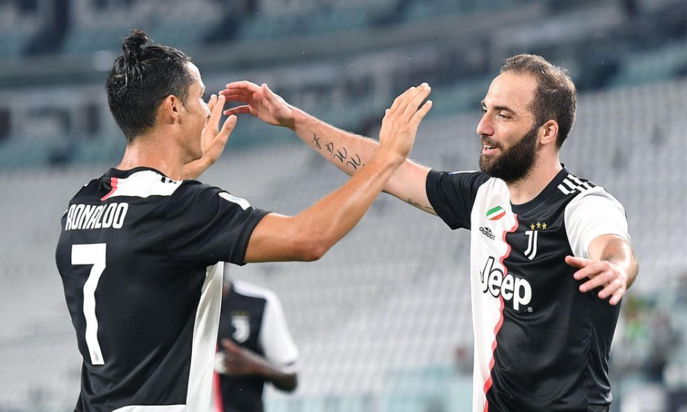 Cristiano Ronaldo i Gonzalo Higuain