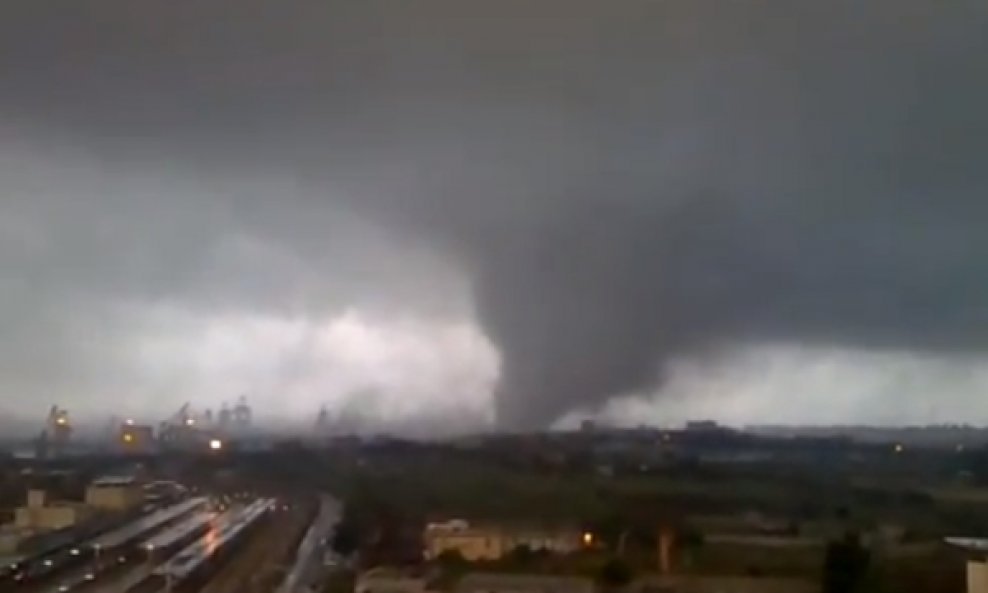 Tornado na jugu Italije