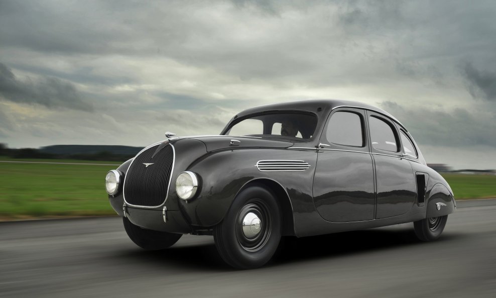 Škoda 935 Dynamic (1935.) je unikatan primjerak prototipa moderne limuzine toga doba