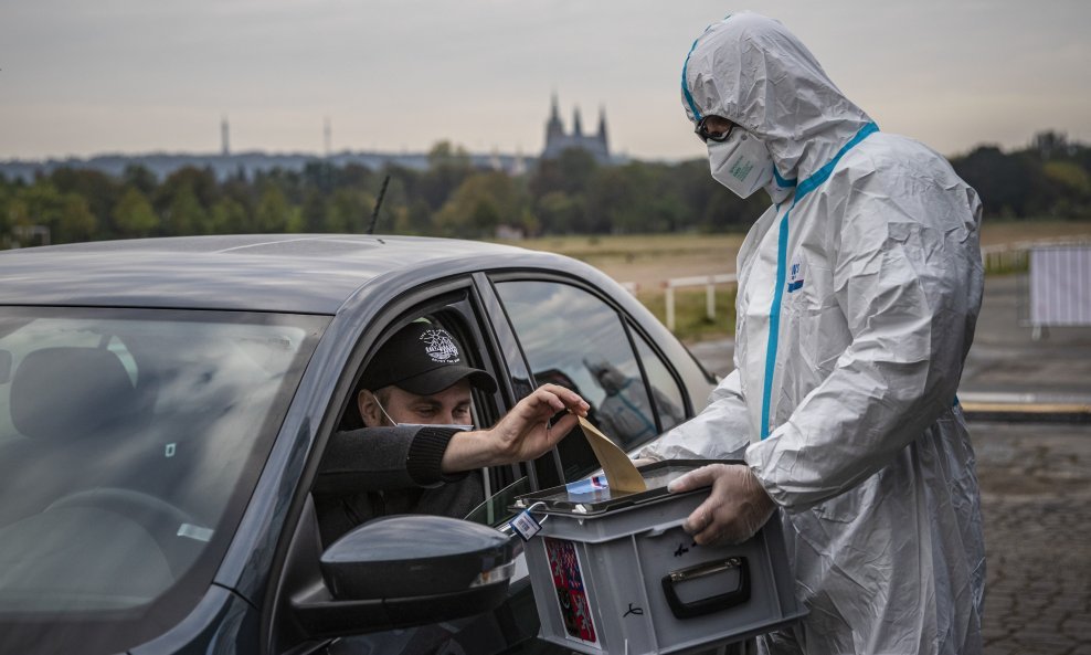 Koronavirus u Češkoj