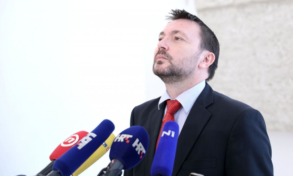 Arsenn Bauk komentirao je pokretanje interpelacije o radu Vlade