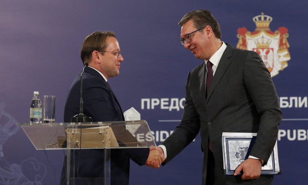 Oliver Varhelyi i Aleksandar Vučić 8. listopada 2020. u Beogradu