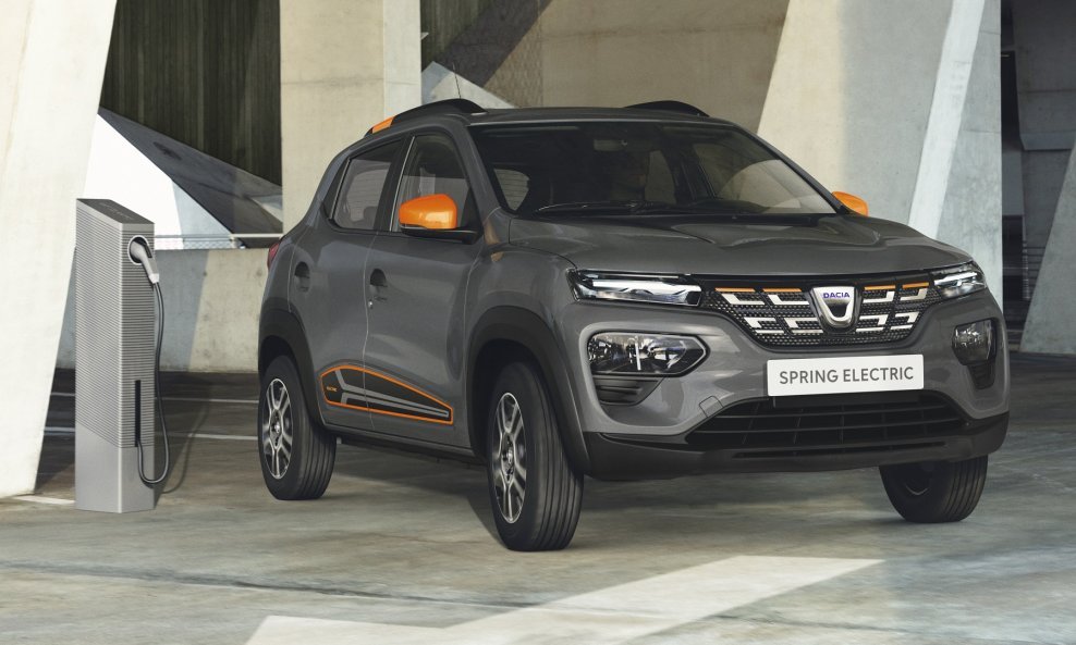 Dacia Spring nudi električnu mobilnost bez suvišnih dodataka, oslanjajući se na esencijalnu opremu po najboljoj cijeni u Europi