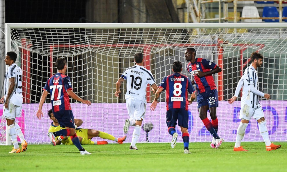 Igrači Crotonea uskratili su dva boda Juventusu