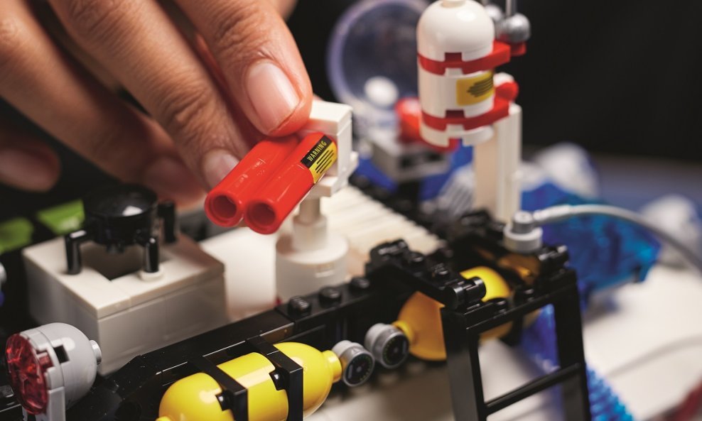 Lego Ghostbusters Ecto-1