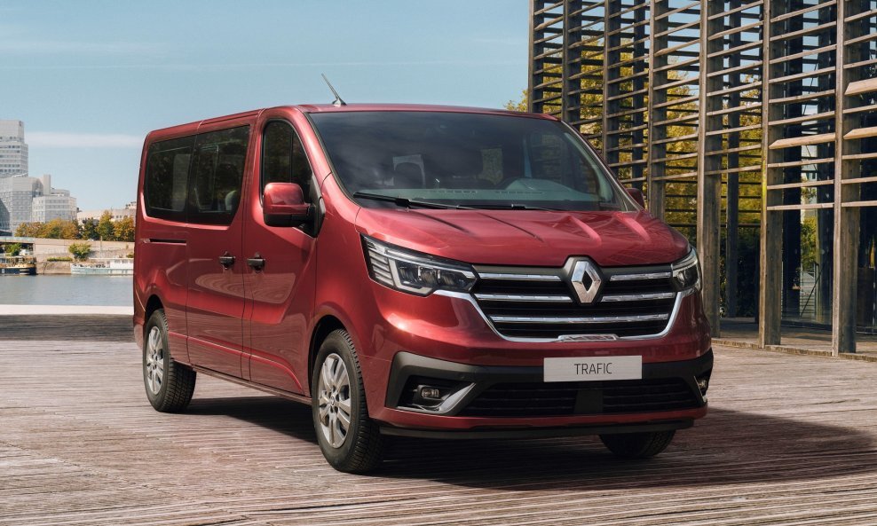 Renault Trafic Combi tijekom tri generacije je u 50 zemalja prodan u više od 2 milijuna primjeraka i slavi 40. rođendan