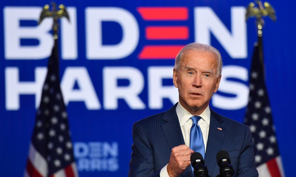 Joe Biden obratio se javnosti kasno navečer po američkom vremenu