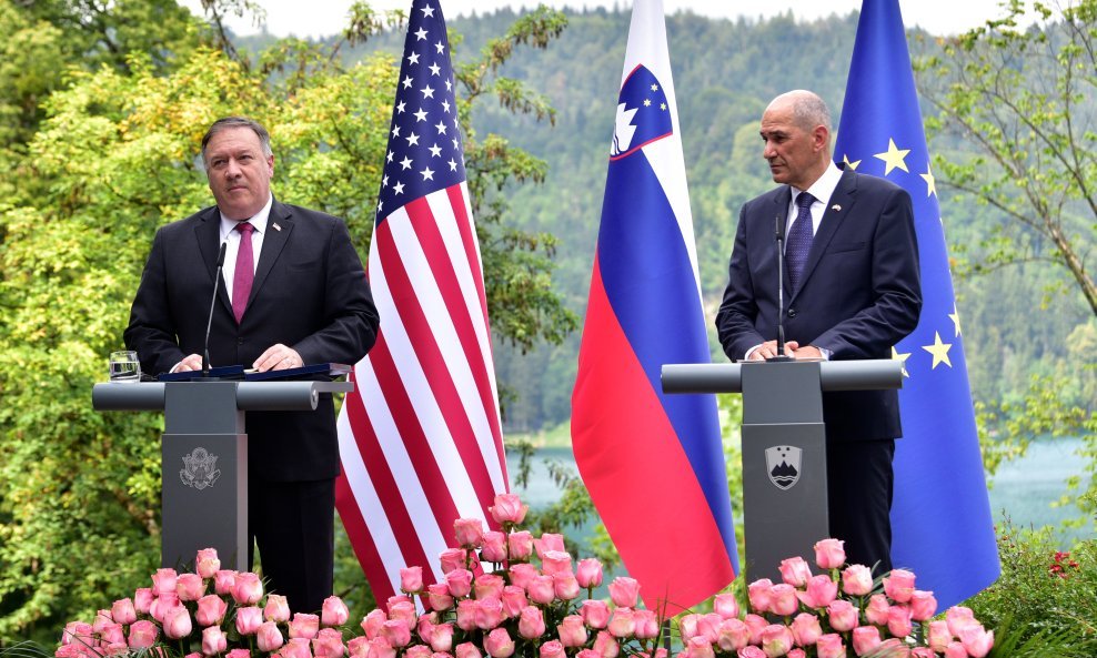 Mike Pompeo i Janez Janša nedavno na Bledu