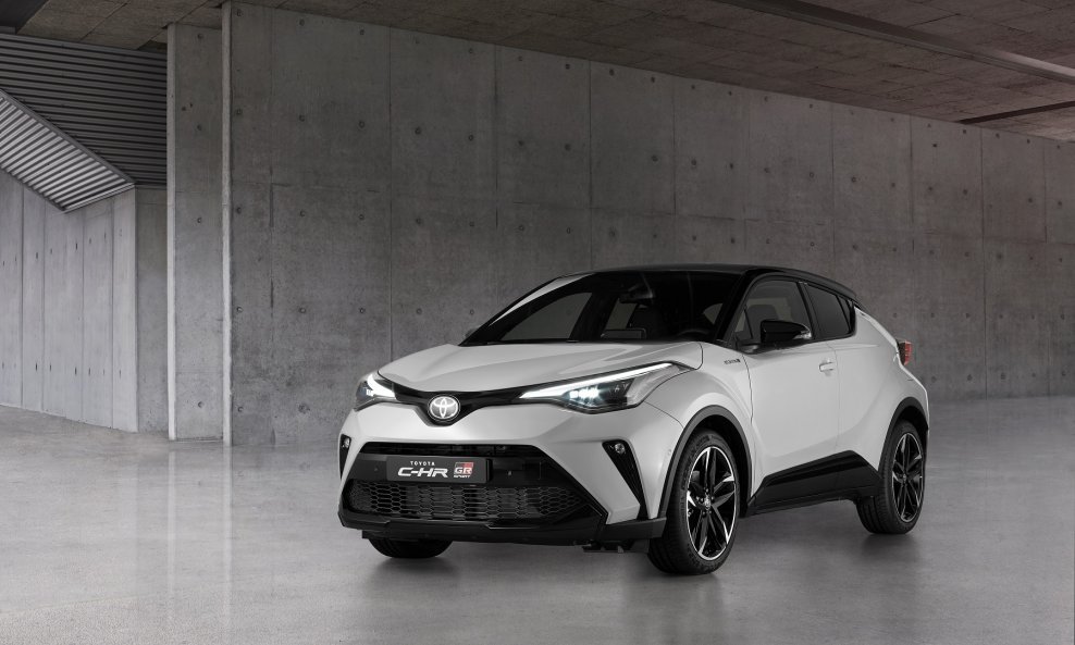 Toyota C-HR GR SPORT nadahnut je sportskim GR modelima Toyote