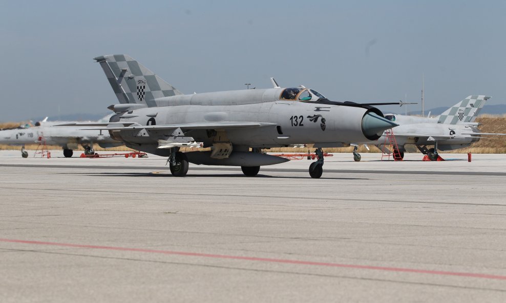 Novi bi avioni trebali zamjeriti hrvatske lovce MiG-21
