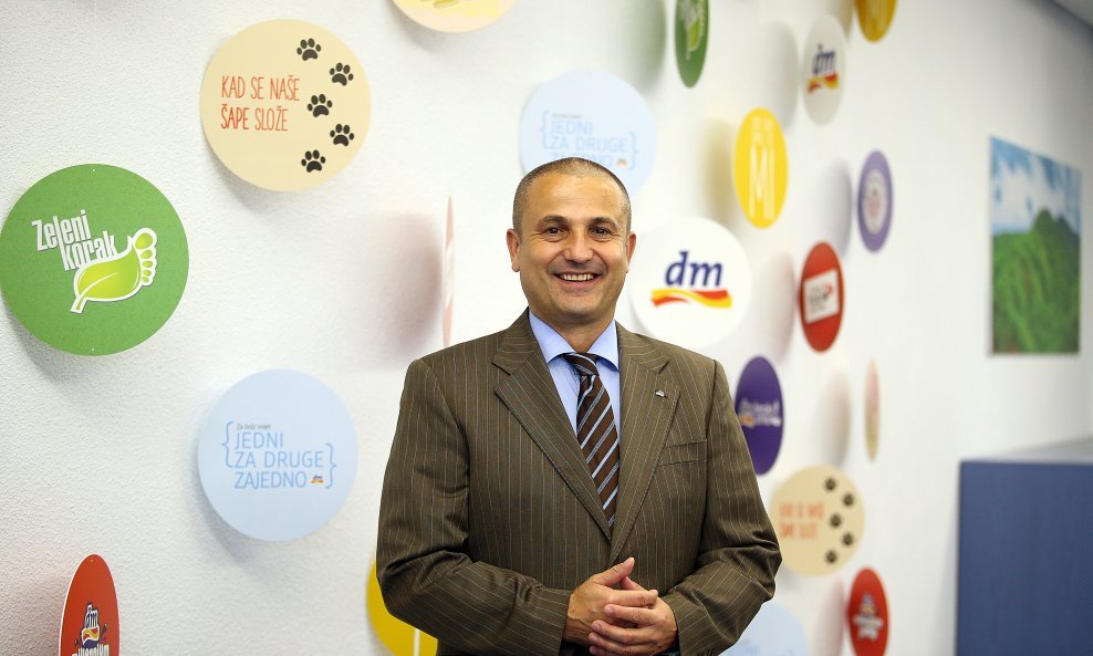 Mirko Mrakužić, direktor dm-a