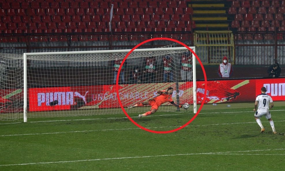 David Marshall i Aleksandar Mitrović