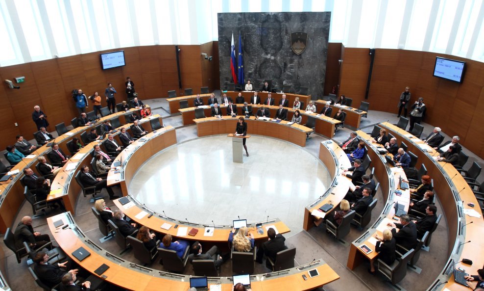 Slovenski parlament