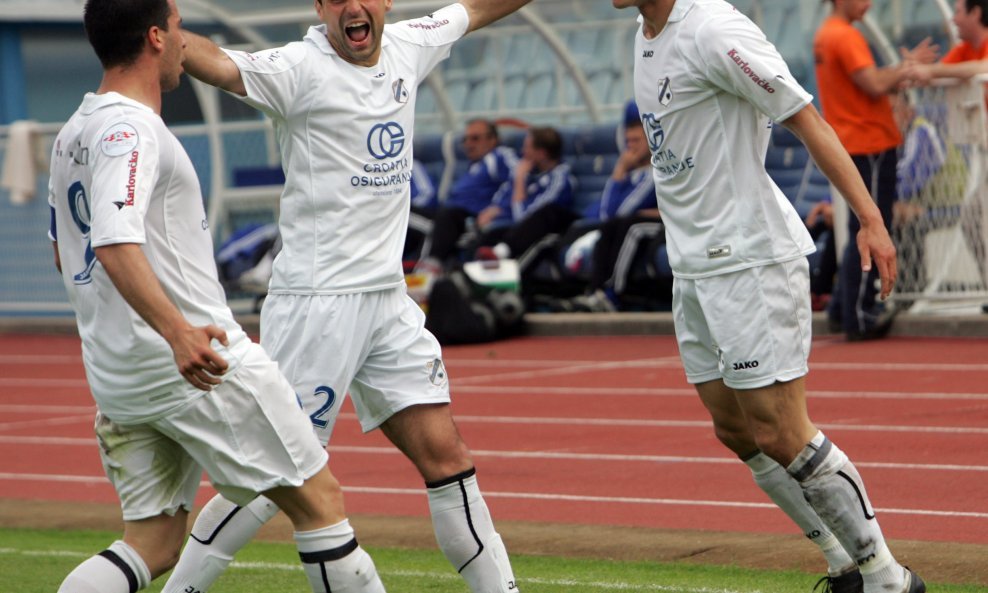 Anas i Ahmad Sharbini, Rijeka 2008-09