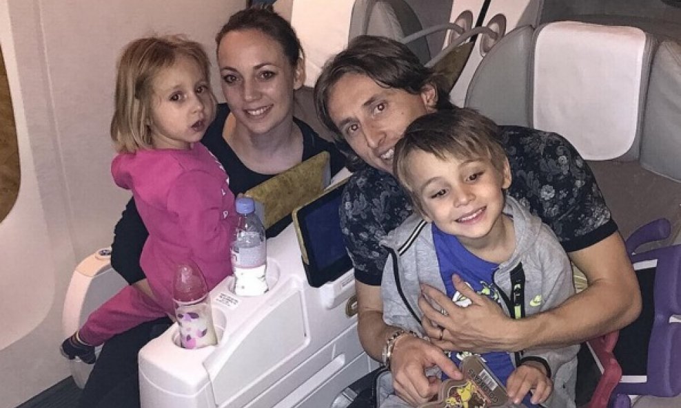 Luka Modrić se s obitelji uputio na odmor u Hrvatsku