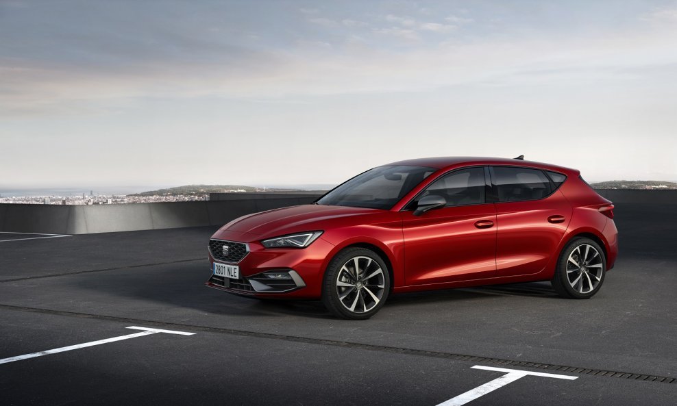 SEAT Leon je osvojio nagradu AUTOBEST 2021 za Best Buy Car of Europe 2021