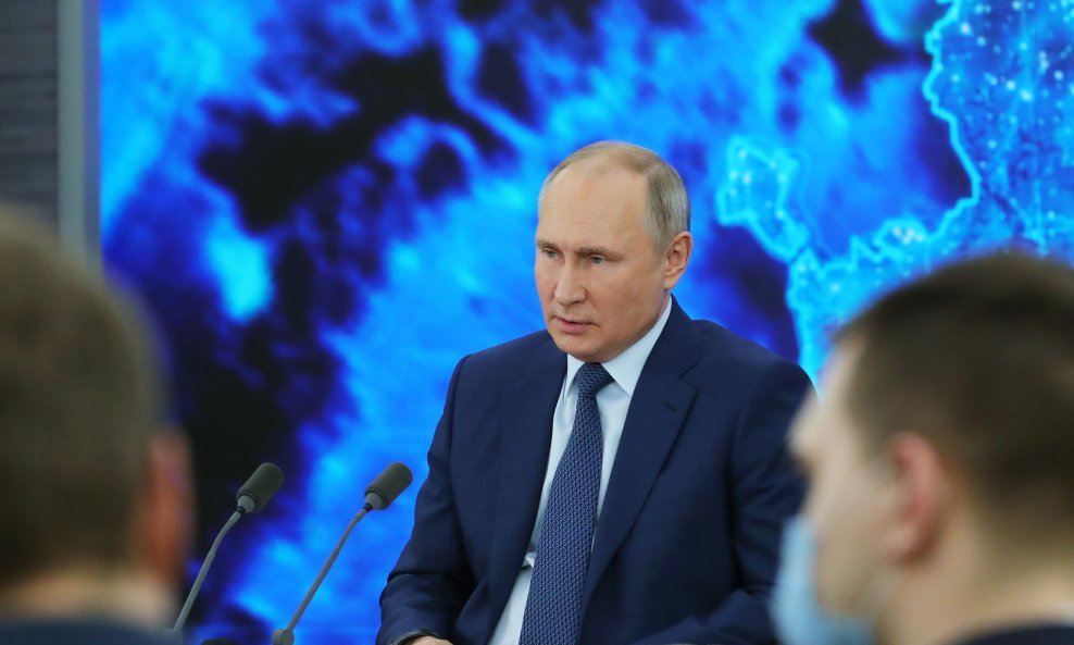 Vladimir Putin na redovitoj godišnjoj konferenciji za medije