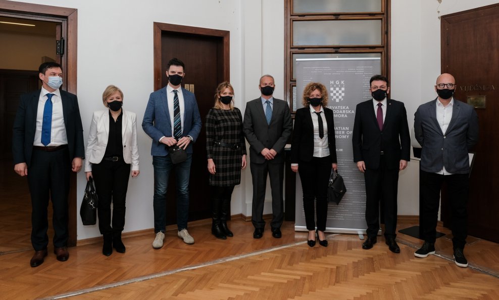 Dragan Kovačević, Mirjana Čagalj, Slavko Kozina, Martina Nimac Kalcina, Darko Vukadinović, Ljiljana Šapina, Luka Burilović i Tihomil Matković