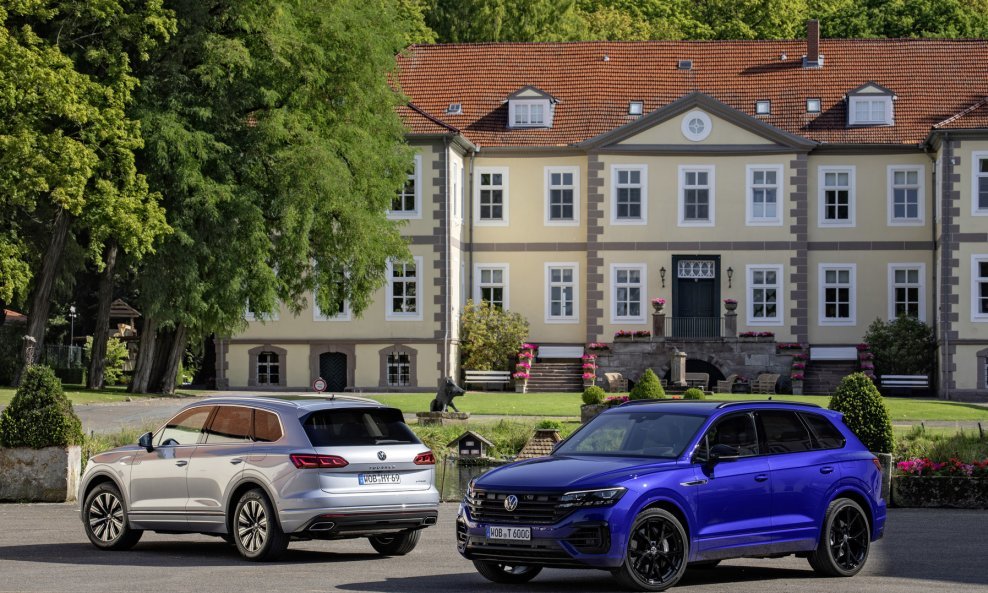 Volkswagen Touareg eHybrid i Touareg R stigli na hrvatsko tržište