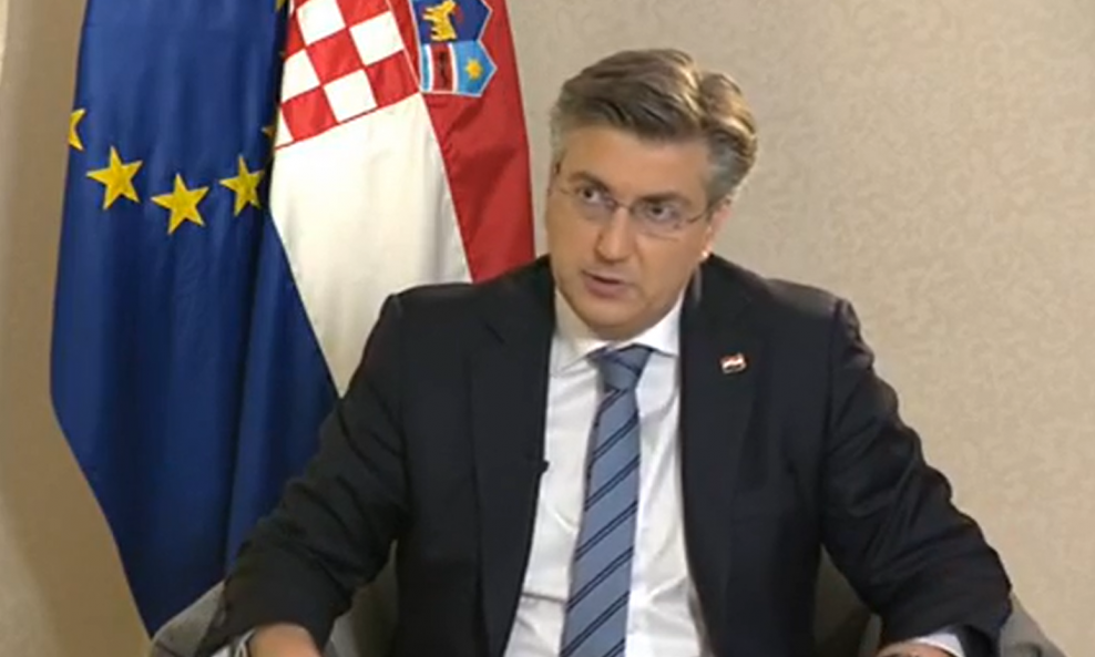 Andrej Plenković gostovao je u emisiji Hrvatskog radija 'A sada Vlada'