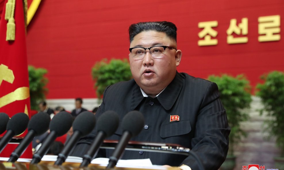 Kim Jong Un na 8. kongresu Radničke partije Sjeverne Koreje