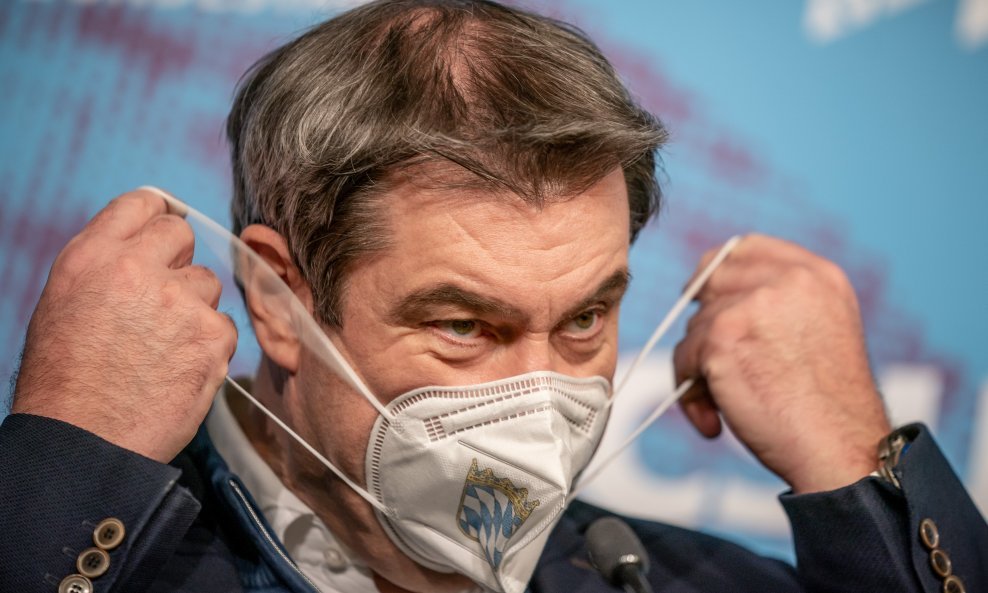 Markus Söder s maskom FFP2