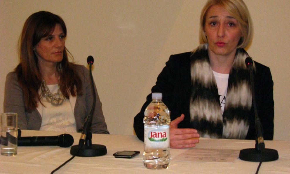 Ivana Milas Klarić (desno)