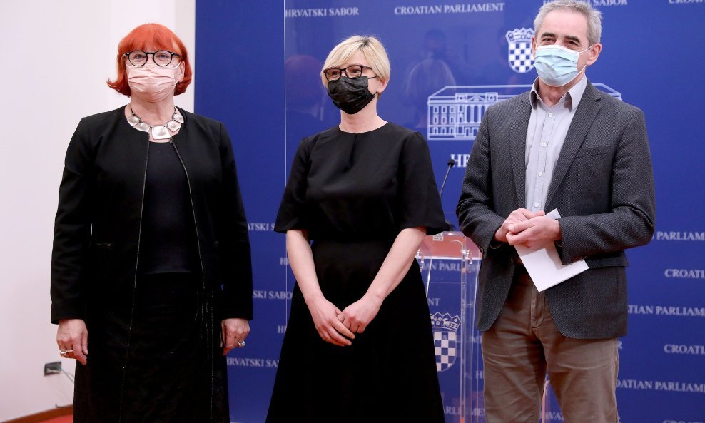 Rada Borić, Sandra Benčić,  Damir Bakić