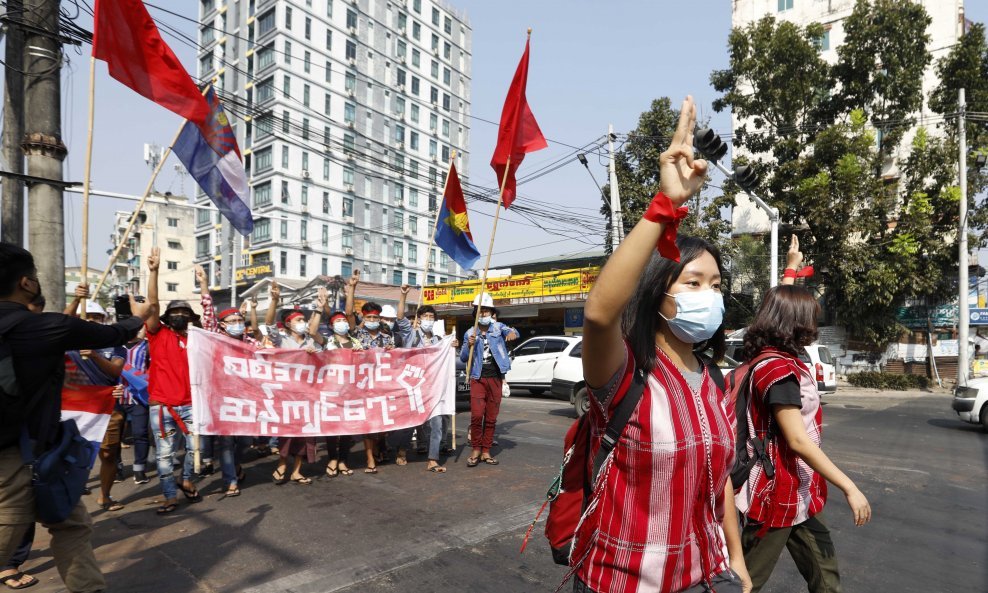 Protesti u Mjanmaru